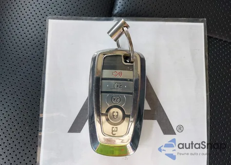 2022 Ford Expedition Xlt Max from USA, damaged, VIN 1FMJK1JT8NEA10715